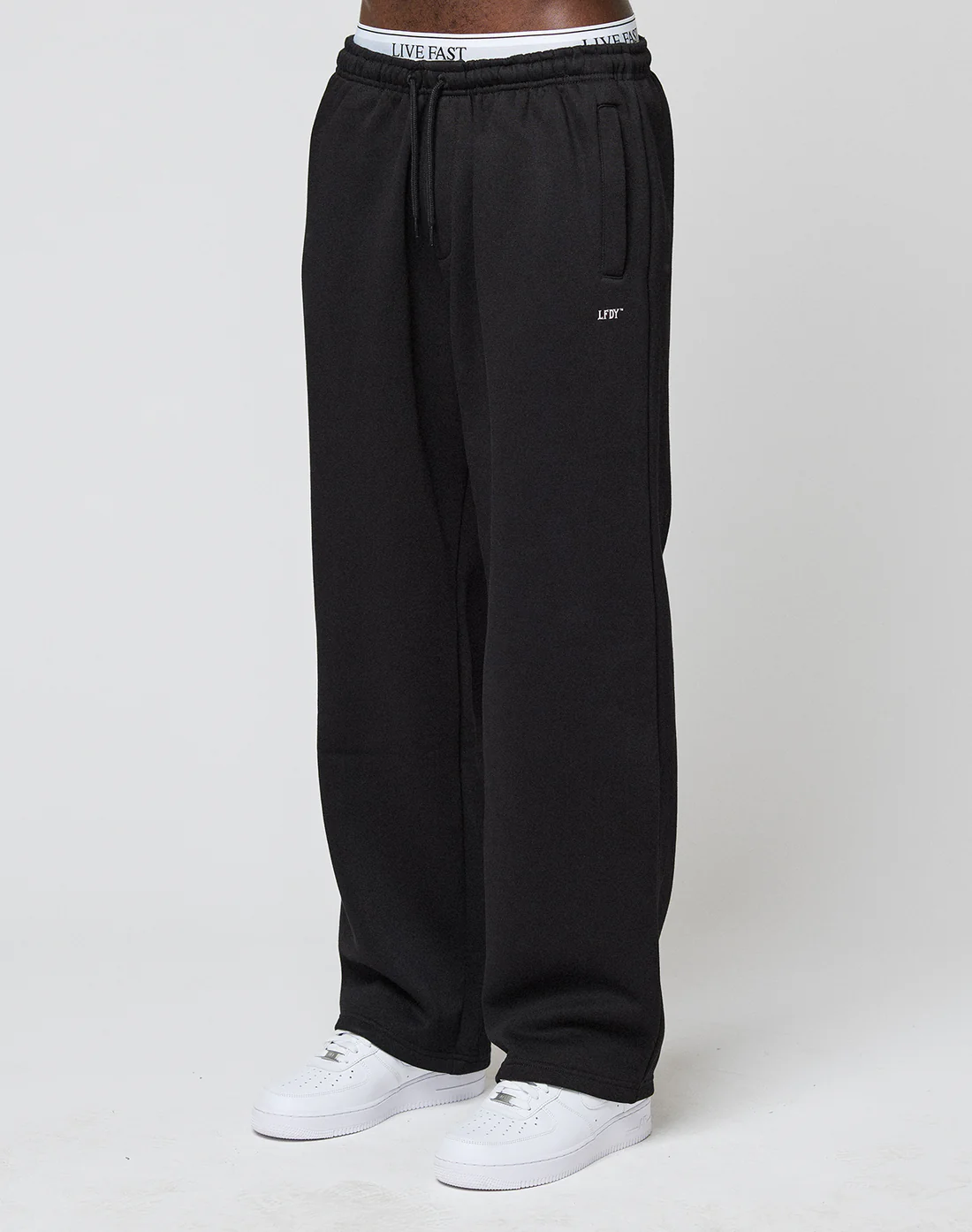 Basic Wide Jogger